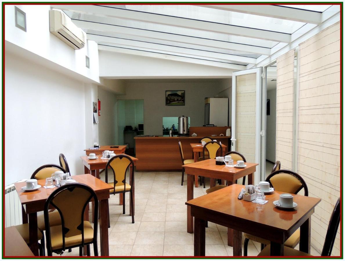 Hotel Euskadi Rosario Bagian luar foto